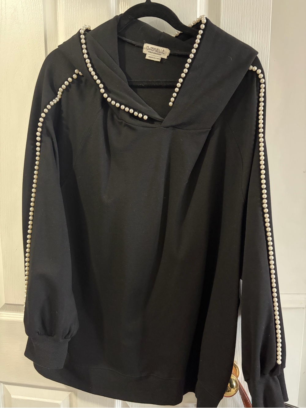 Molly bracken Black Pearl-Trim Hooded Pullover hoodie